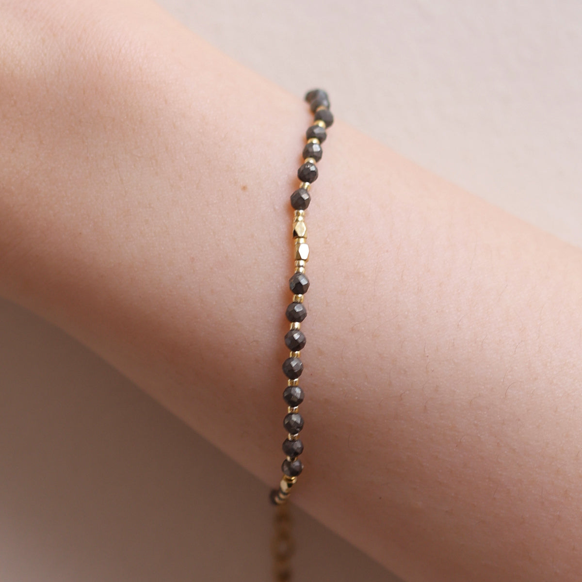 Grey Moonstone beaded bracelet-1